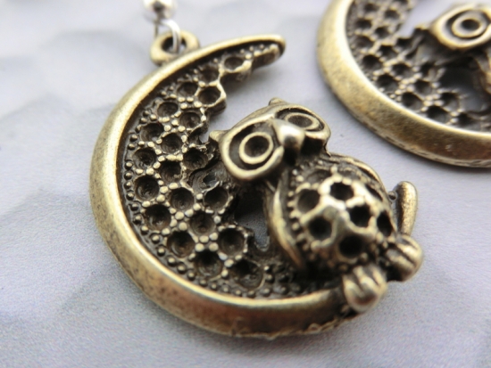 Preview: Eule auf Mond Ohrringe bronzefarben Vintage UHU